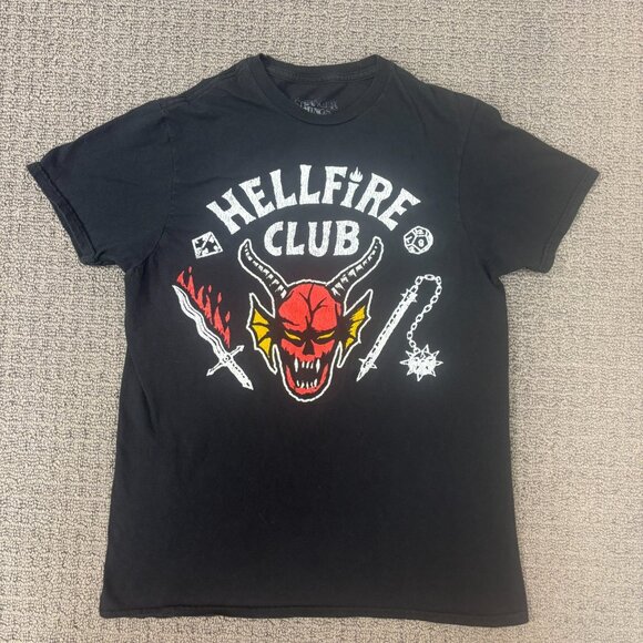 Stranger Things Hellfire Club Shirt Small Fitted Crewneck Graphic Print Worn Tee - Picture 1 of 9